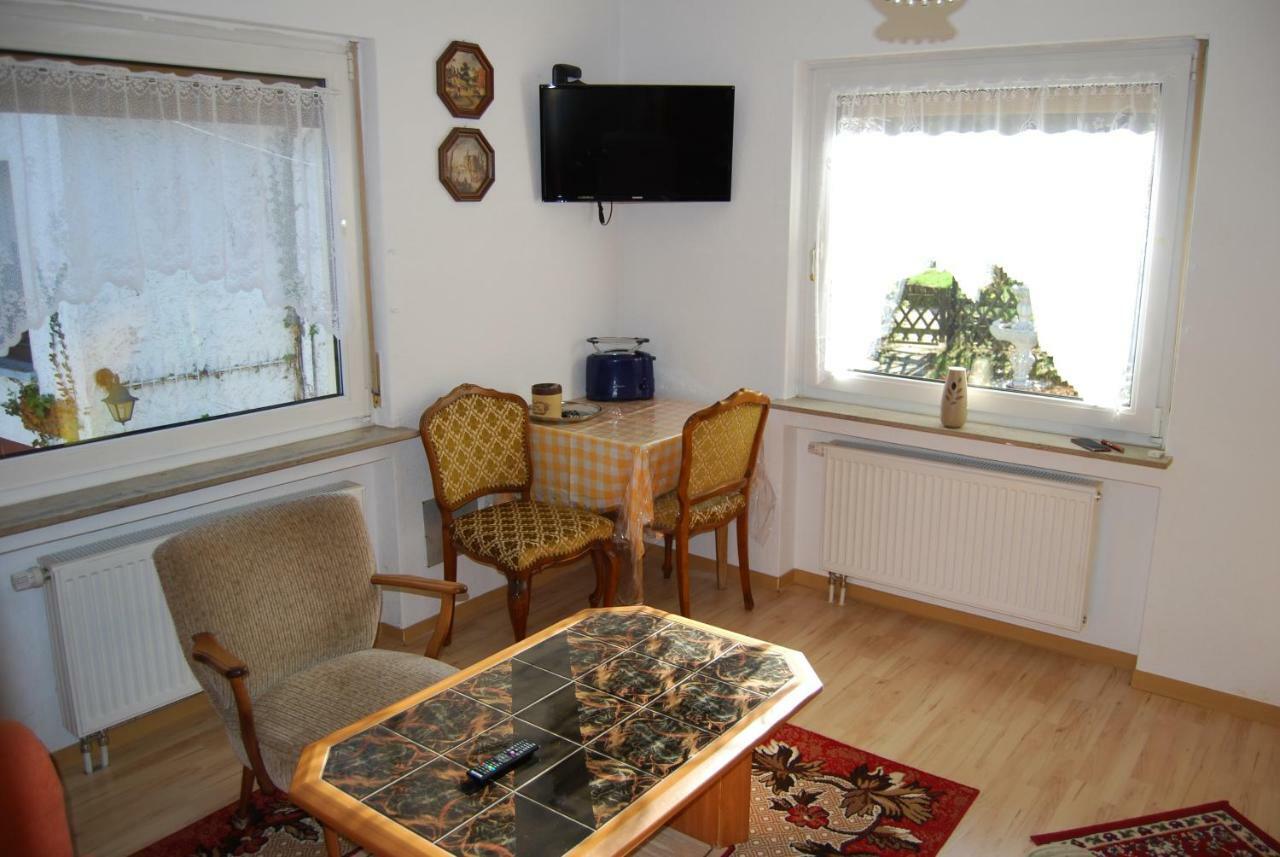Ferienwohnung 6 Schulstraße Biebertal Exterior foto